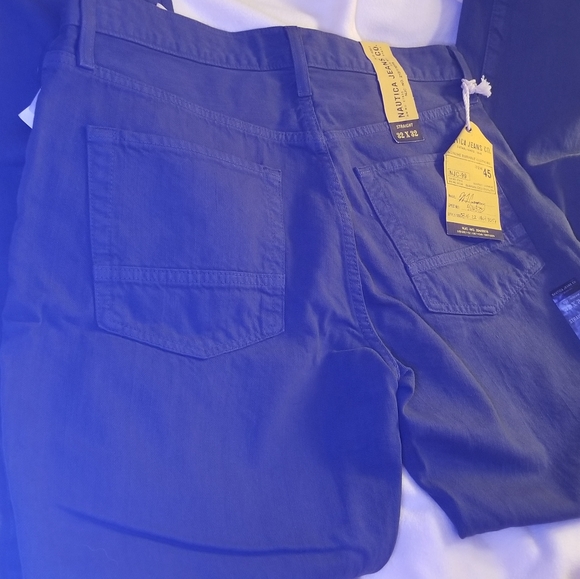 NWT, Nautica Men's Jeans - Picture 3 of 8